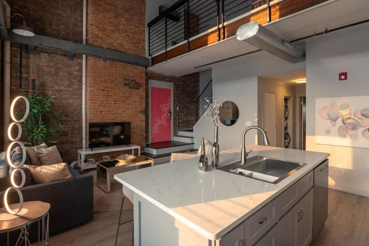 Bubbles Fantasy Suite Explore Otr And Rhinegeist Cincinnati Exterior photo