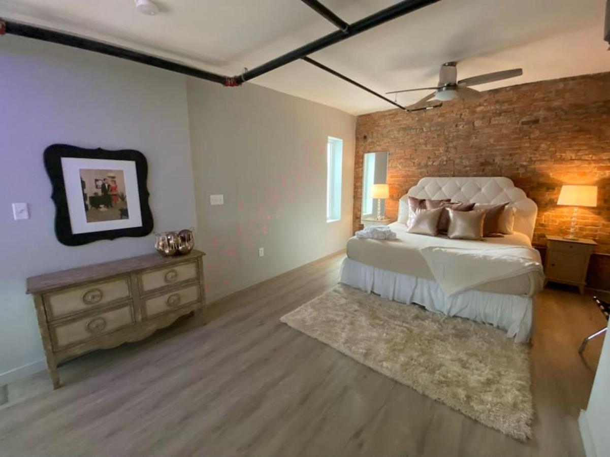 Bubbles Fantasy Suite Explore Otr And Rhinegeist Cincinnati Exterior photo